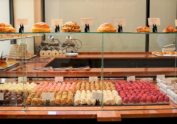 オー・メルベイユ・ドゥ・フレッド　店内