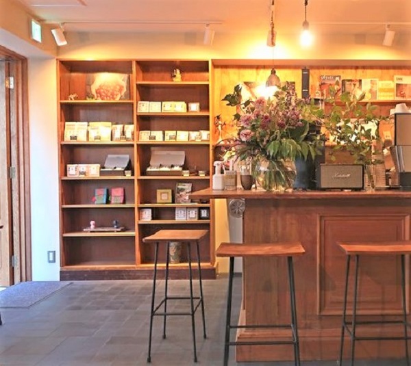 アカアマコーヒー　店内