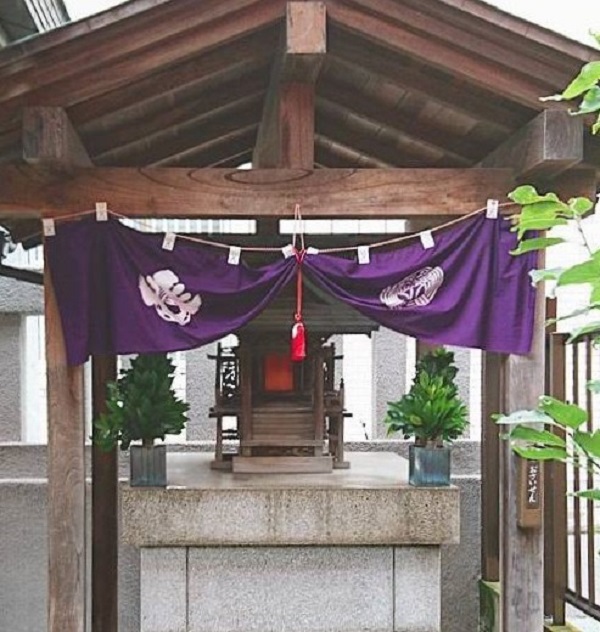 善國寺　出世稲荷