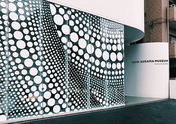 草間彌生美術館　入口