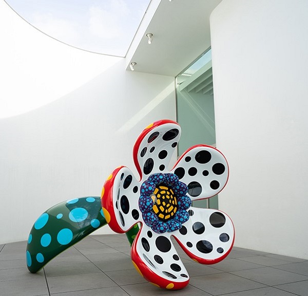 草間彌生美術館