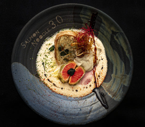 サーモンヌードル　ポルチーニサーモン