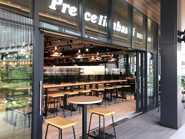 プレッセ飯田橋デリマーケット イートインスペース